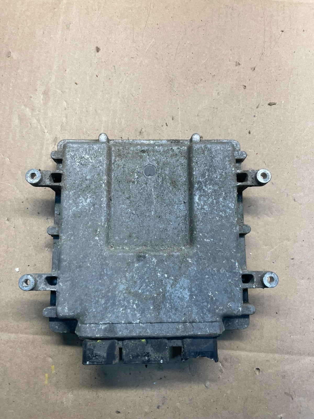 Open Ecu M560 01T-070018-04M02-000 Module S8093 PS2