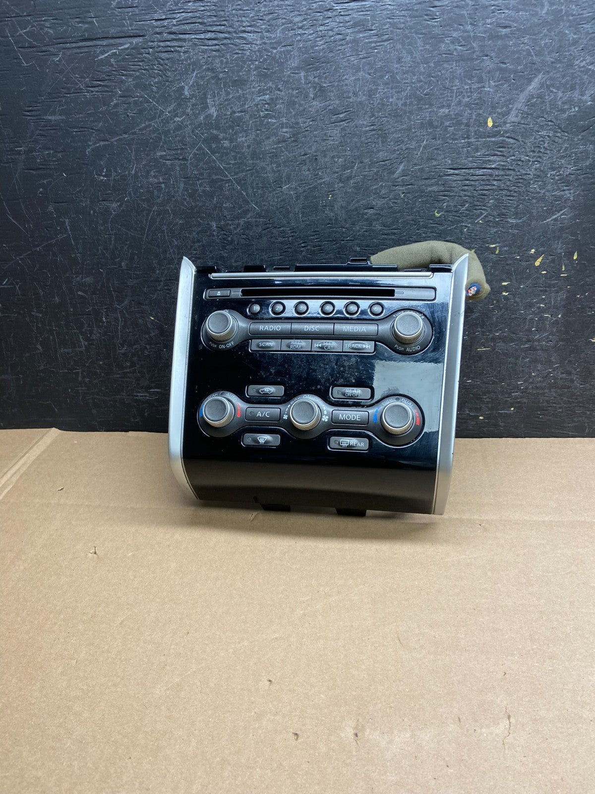 2013 to 2016 Nissan Pathfinder Radio Temperature Climate Control AI6238 DG0