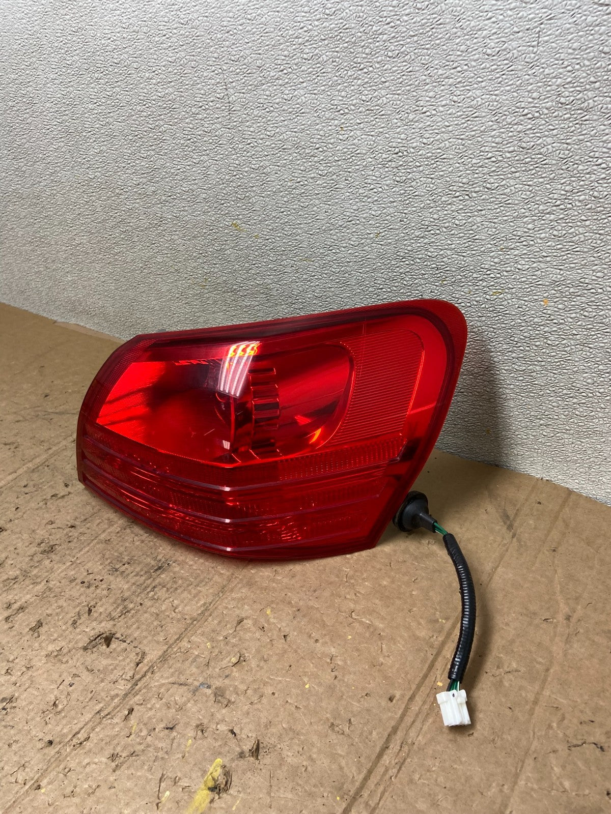 2008 to 2015 Nissan Rogue Right Passenger Rh Side Tail Light Oem AA43871