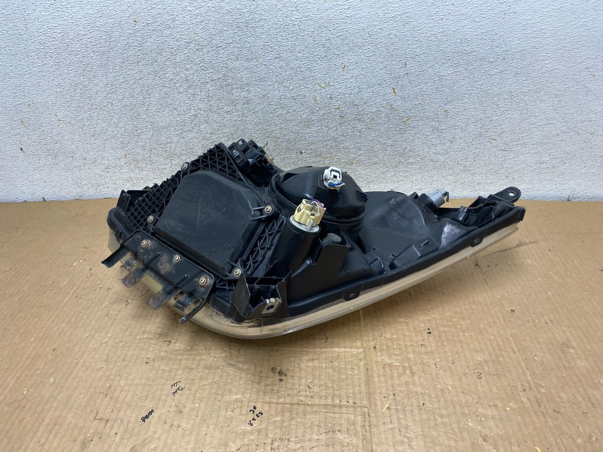 2004 - 2005 Toyota Prius Right Passenger RH Side Headlight Xenon Hid AI8272 DW6