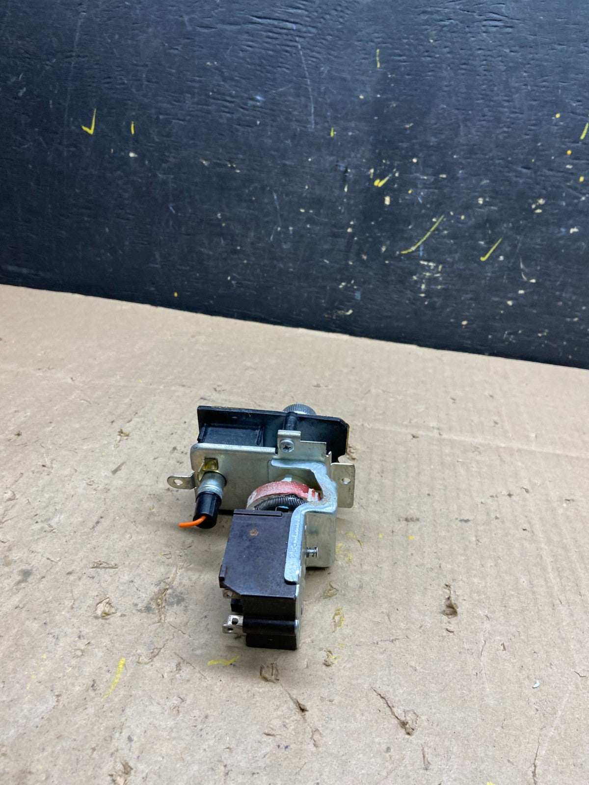 1975-1980 Chrysler Dodge Plymouth B-Body Headlight Headlamp Switch u4950 DG3