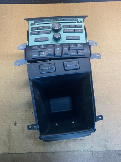 2009 to 2011 Honda Pilot AM FM CD Audio Radio Player Climate Control AA0939 DG0