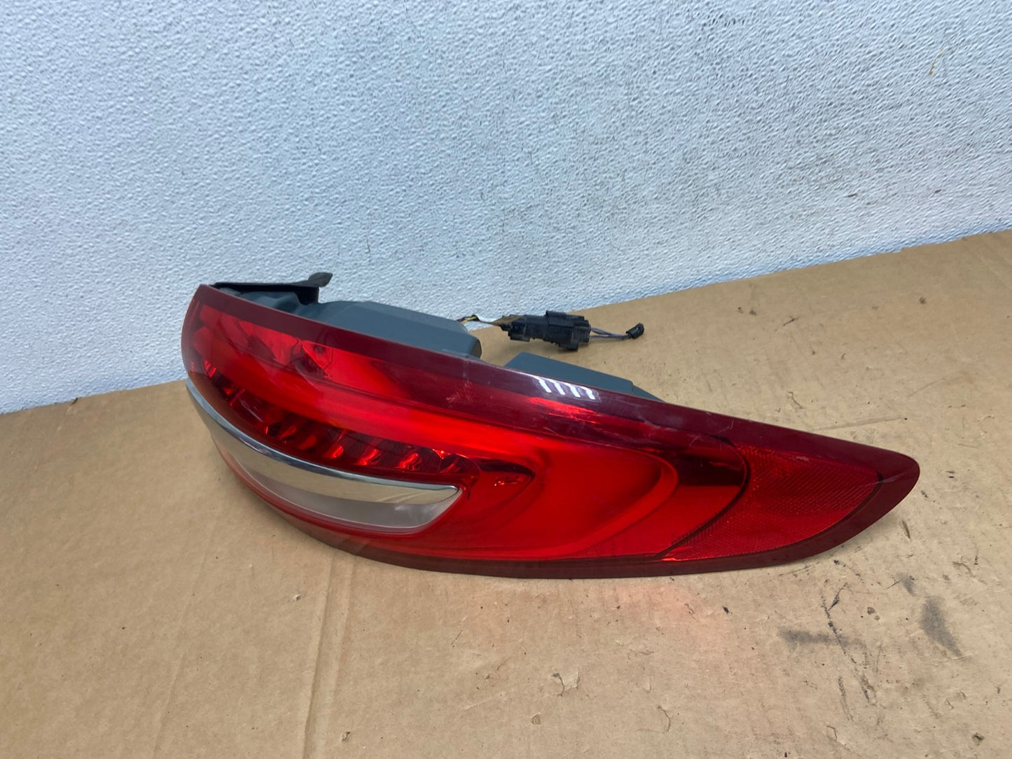 2017 - 2018 Ford Fusion Right Passenger RH Side Tail Light AD2789 LK1