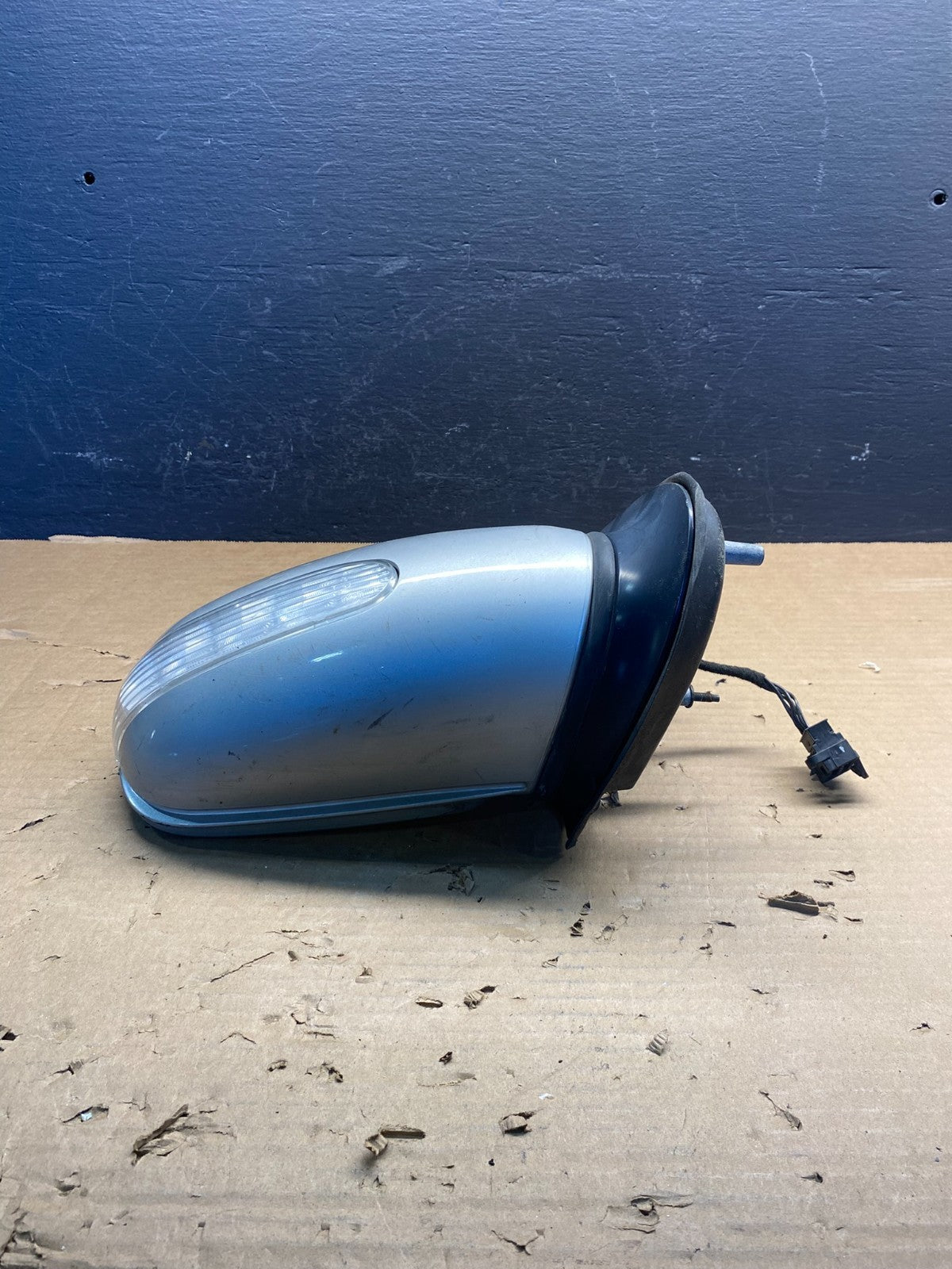 2002 to 2005 Mercedes ML Right Passenger Side View Door Mirror ac8035 DG2