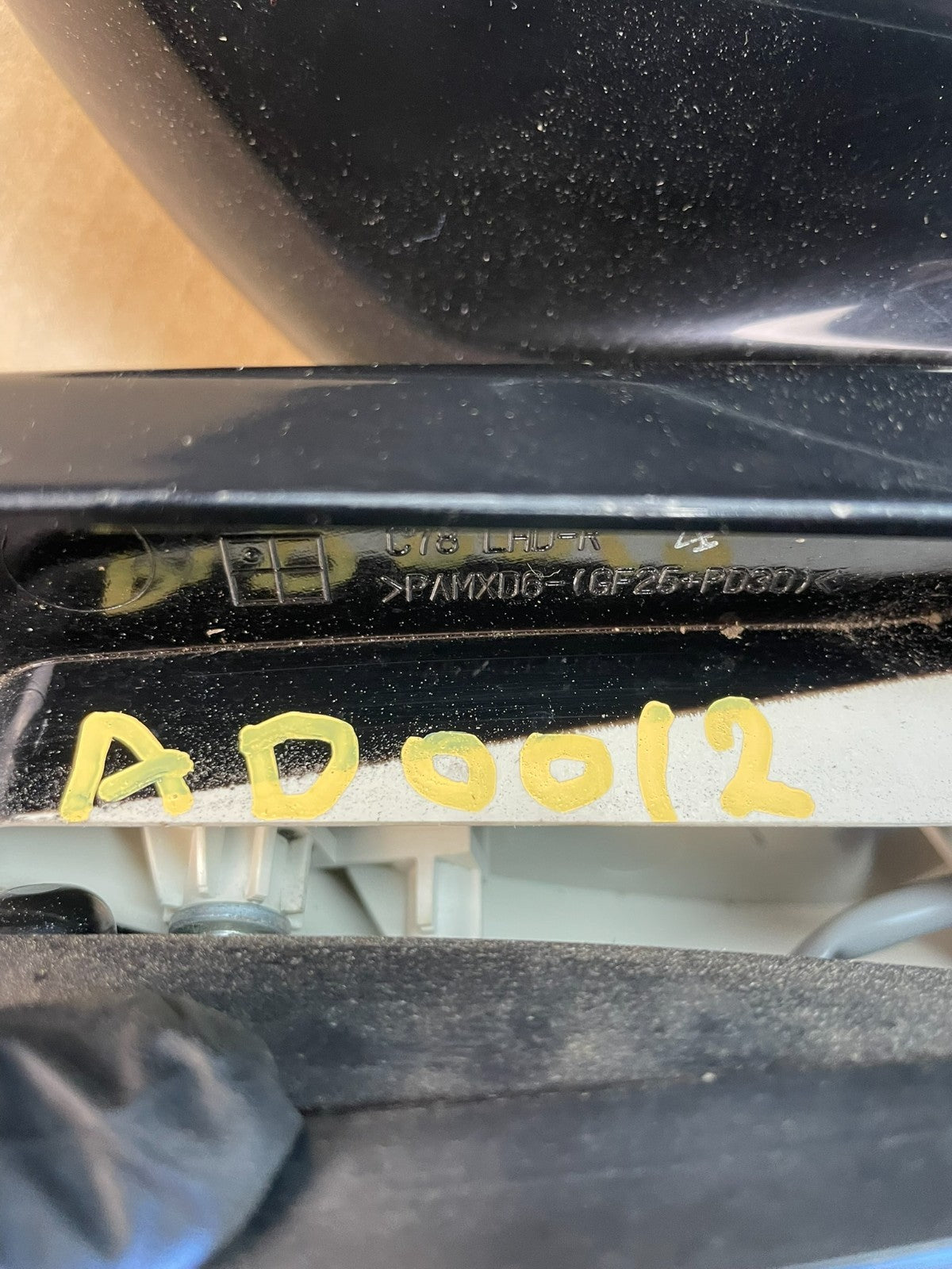 2009 to 2014 Nissan Murano Right Passenger Side View Door Mirror AD0012 DW12