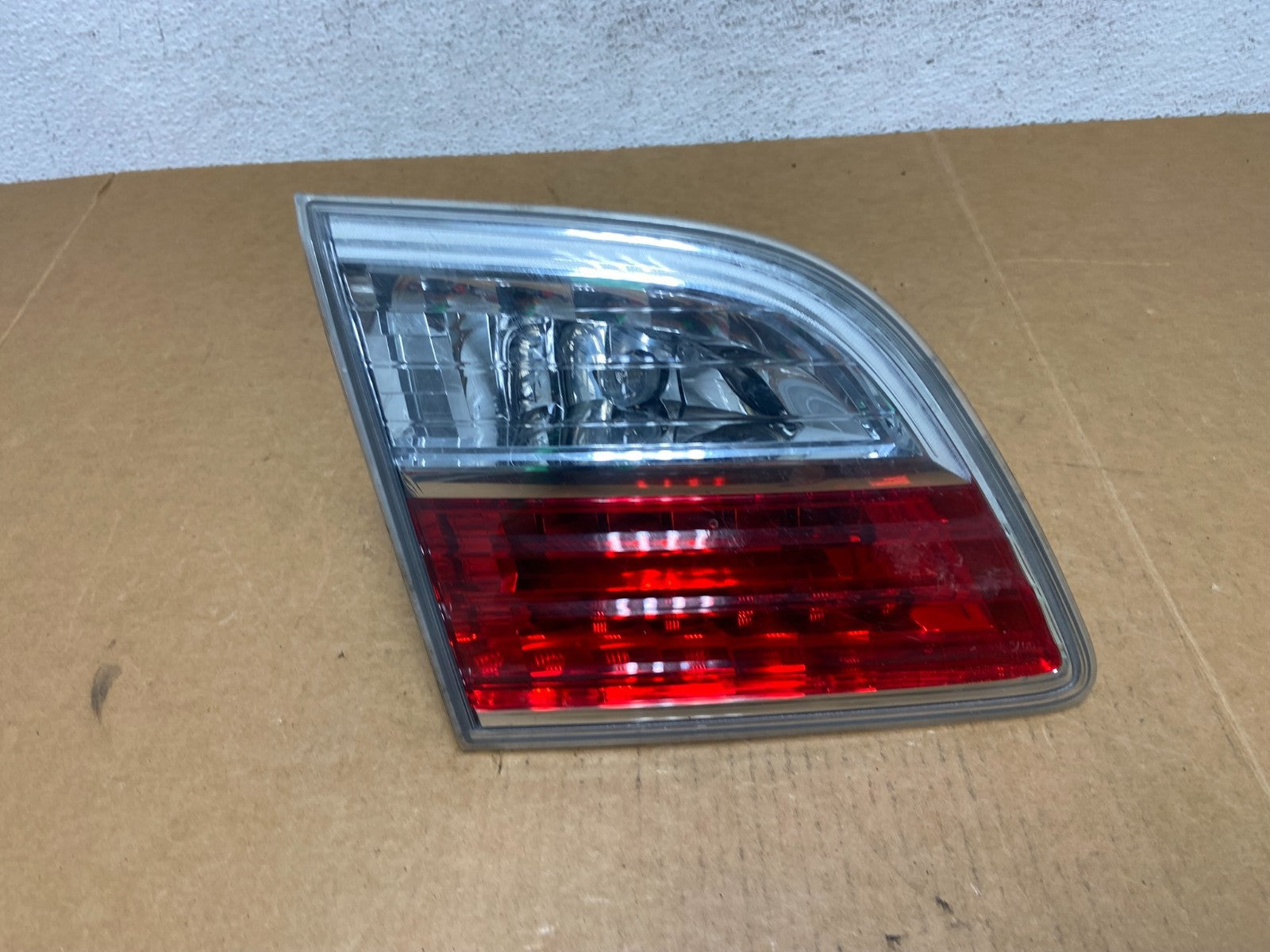 2010 2011 2012 Mazda CX-9 Tail Light Inner Left Driver LH Side AD9007 DW0