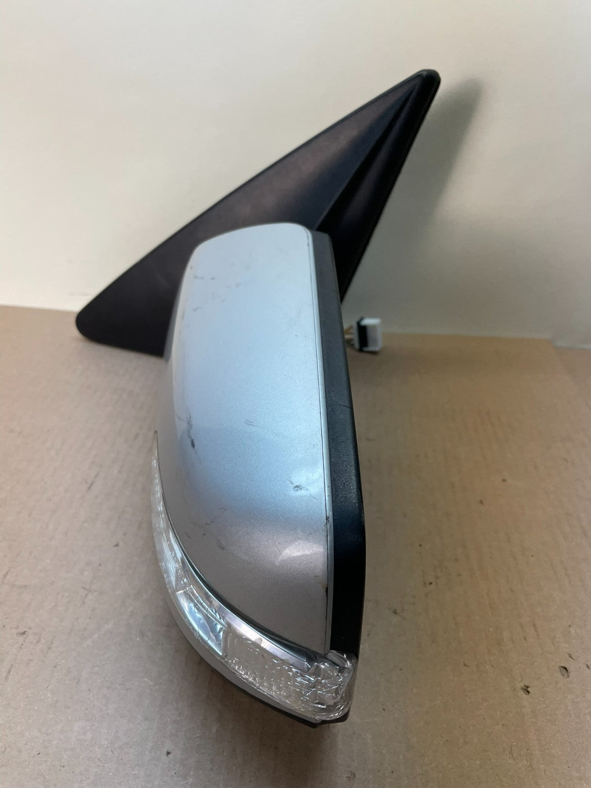 2011 - 2015 Kia Sorento Left Driver Lh Side Door Mirror Turn Signal Oe AI8743 DG9