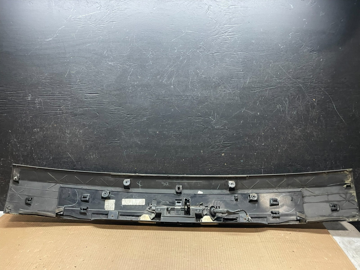 2011 to 2019 Dodge Grand Caravan Rear Upper Wing Spoiler W/Brake Light L9248 DG10