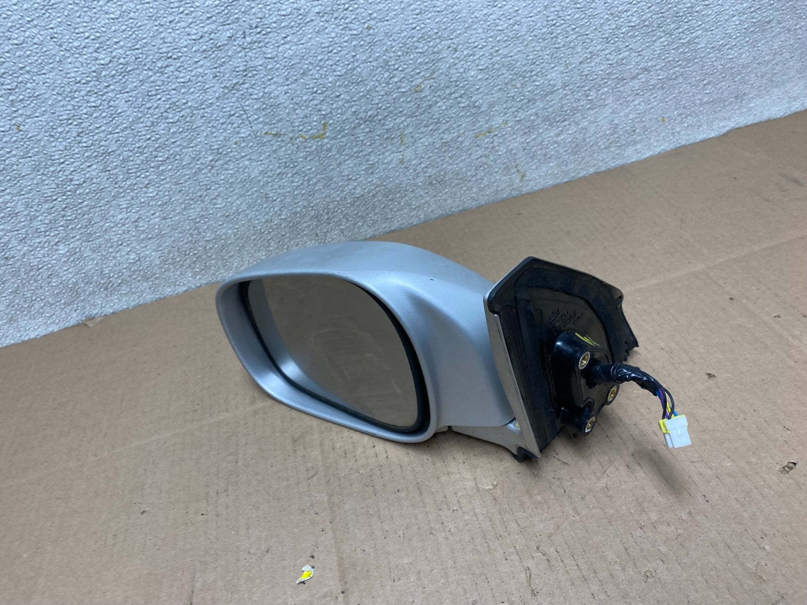 2004 - 2006 Suzuki Grand Vitara XL-7 Left Driver View Door Mirror W0607 DW5