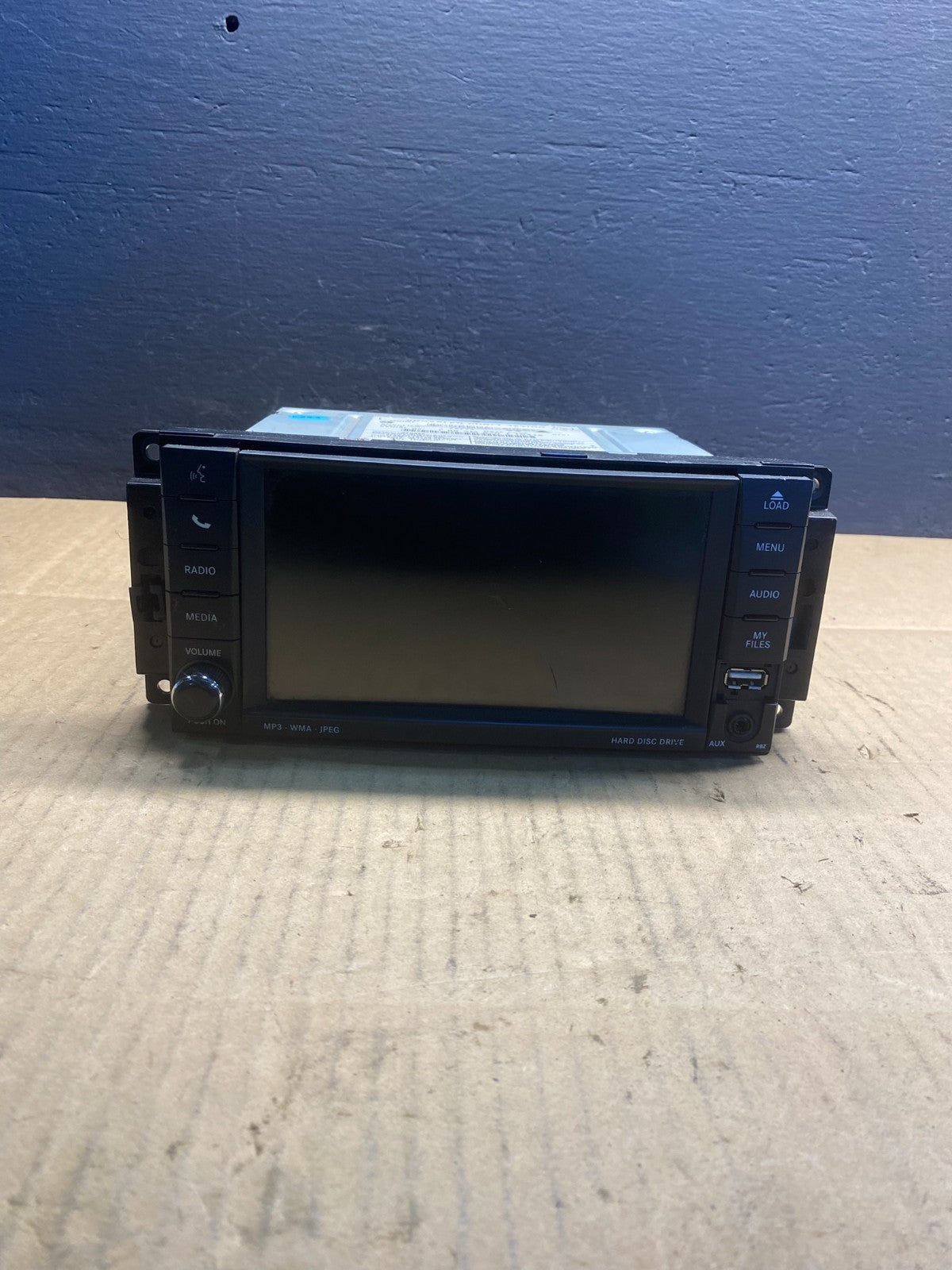 2011 Dodge Challenger AM FM CD DVD Radio w/o Satellite P05064676 AB74620