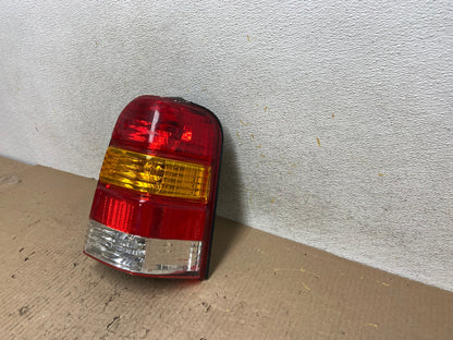 2001 to 2007 Ford Escape Right Passenger RH Side Tail Light AH6638 LK2