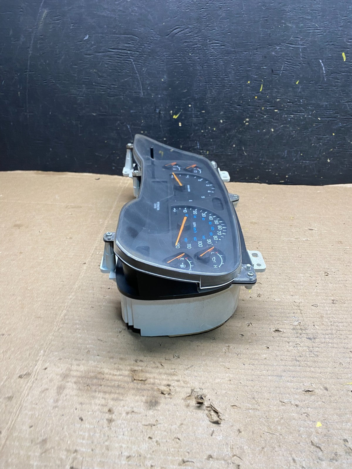2001 2002 2003 Dodge Durango Speedometer Instrument Cluster Gauge OEM R2817 DG3