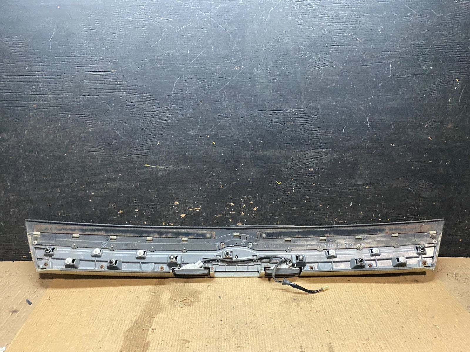 2006 2007 2008 Subaru Forester  Liftgate Tailgate Trunk Trim Molding X3546 DG11