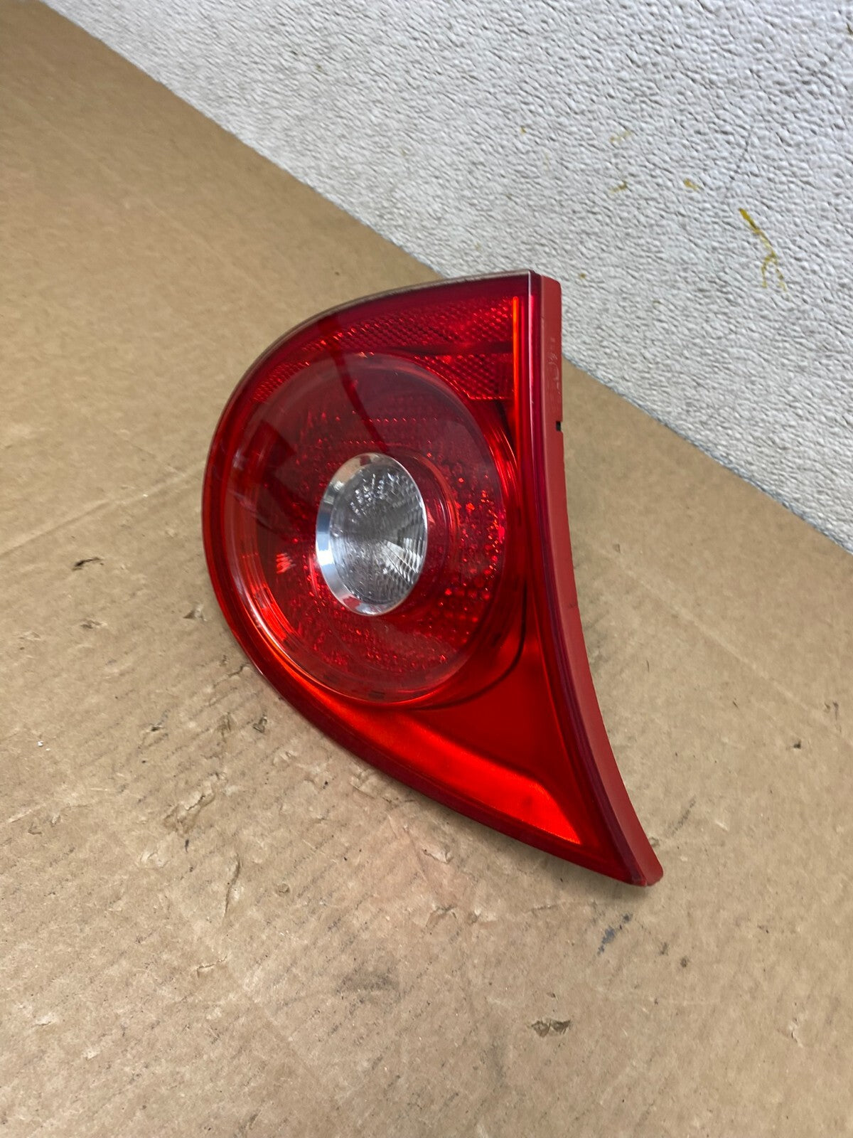 2006-2009 Volkswagen Golf Driver Left Side Tail Light Inner Trunk Lid O7383 DW1