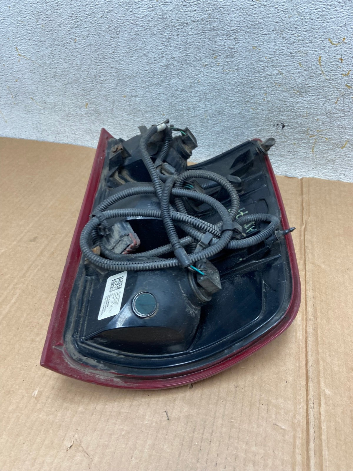 2007 to 2013 GMC Sierra 1500 Right Passenger RH Side Tail Light AI3777 LK7