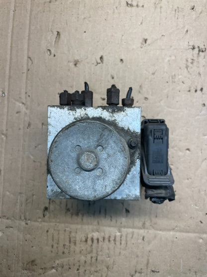 2009 2010 Ford E250 E350 Econoline Anti-Lock ABS Antilock Brake Pump R9390 DG5