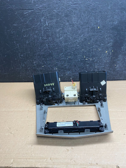 2007 2010 Chrysler Sebring Center Dash Radio Clock Bezel Trim Panel Oe AG0102 DG4