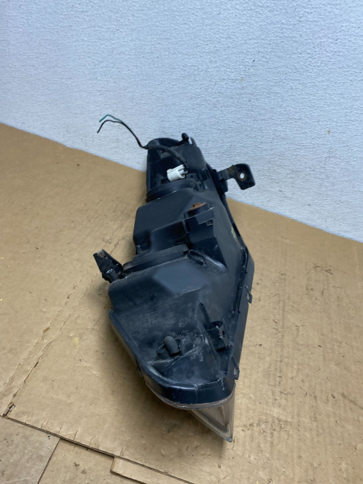 2006 2007 2008 Honda Civic Sedan Right Passenger Headlight Halogen AD1393 DW7