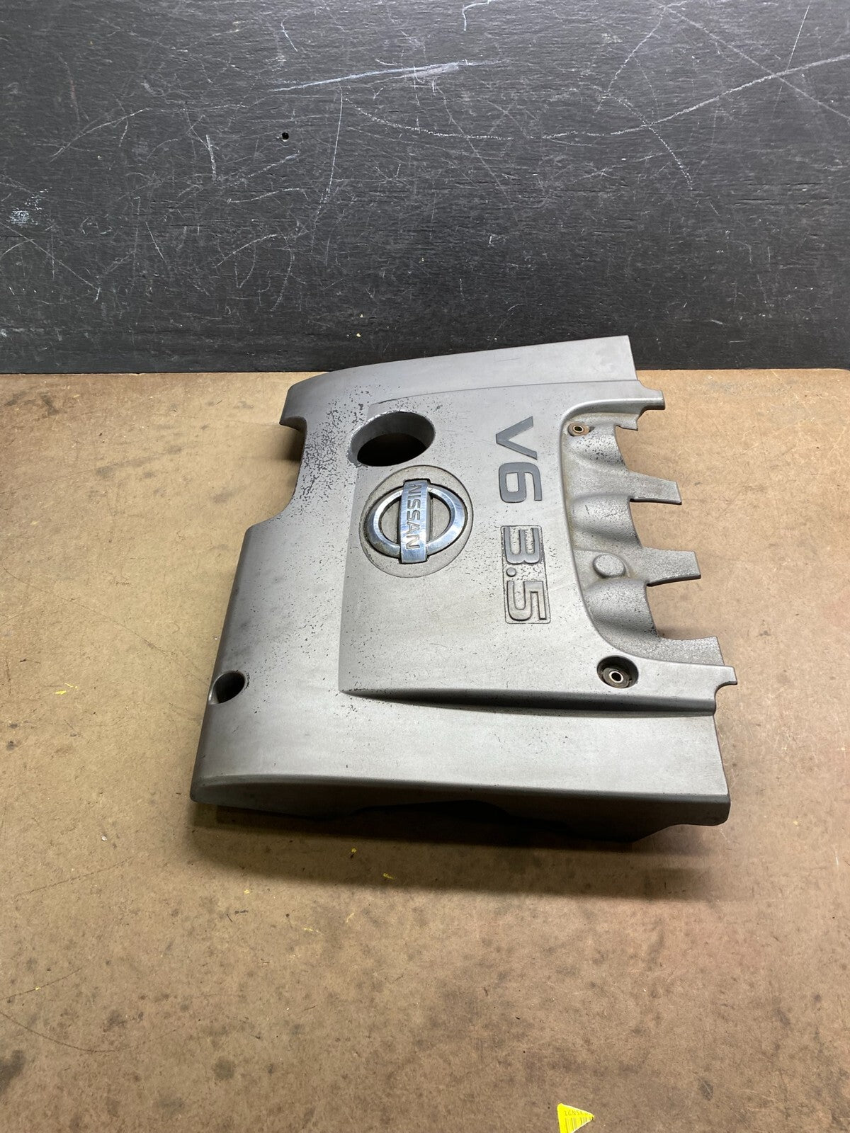 2005 to 2008 Nissan Quest Engine Cover 14041 3z100 M3110 PS3