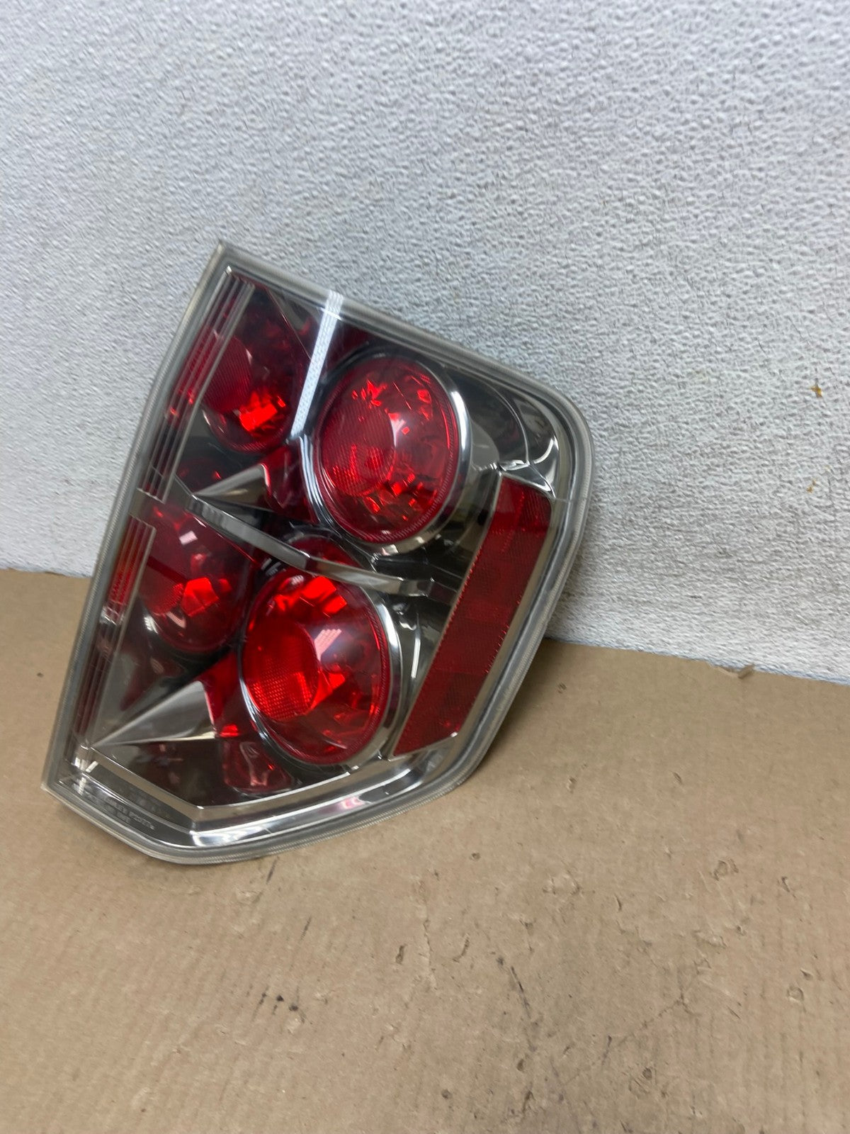 2006 2007 2008 Honda Pilot Right Passenger Rh Side Tail light AG7998 LK1