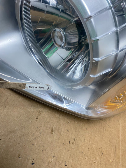 2007-2014 GMC Yukon Halogen Headlight Left Driver LH Side AE3172 DW4