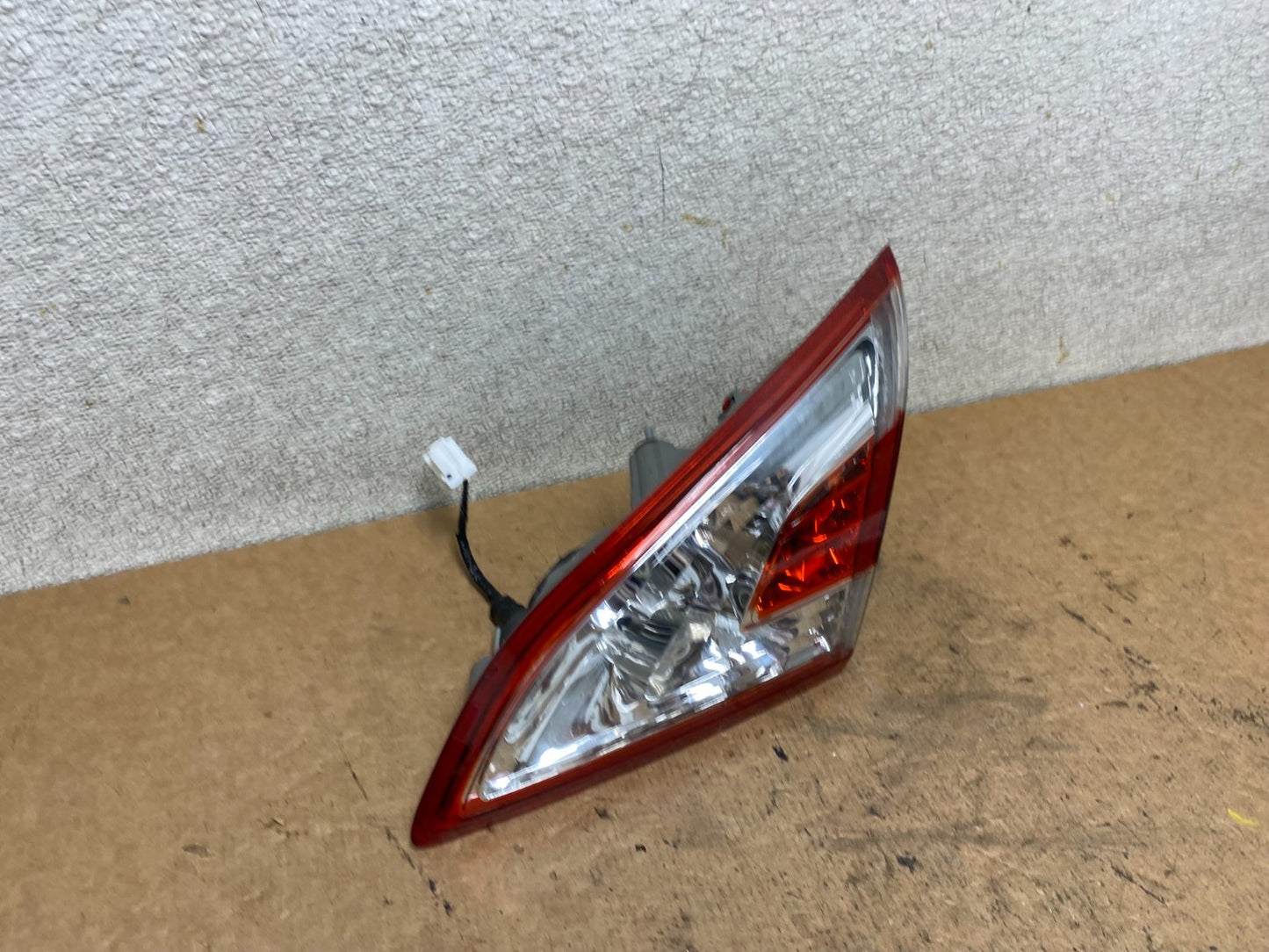 2011 - 2014 Nissan Murano Right Passenger RH Side Inner Tail Light Oem S7213 DW2