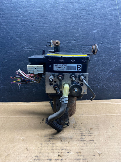 2004 - 2009 Toyota Prius ABS Brake Pump Anti Lock Module ad7588 DG1