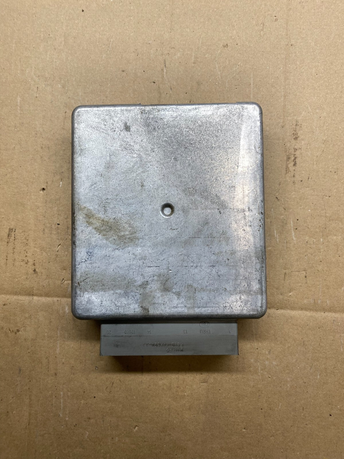 2003 Ford Van E150 E250 5.4L Engine Control Module Unit ECU r3980 DG2