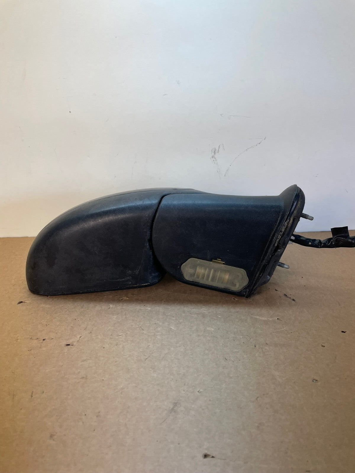 2003-2006 Chevrolet Tahoe Suburban Right Passenger Turn Door Mirror AH0268 LK3