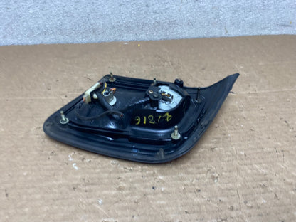2001 2002 Subaru Forester Right Passenger RH Inner Lid Tail Light Oem Z2816 DW4