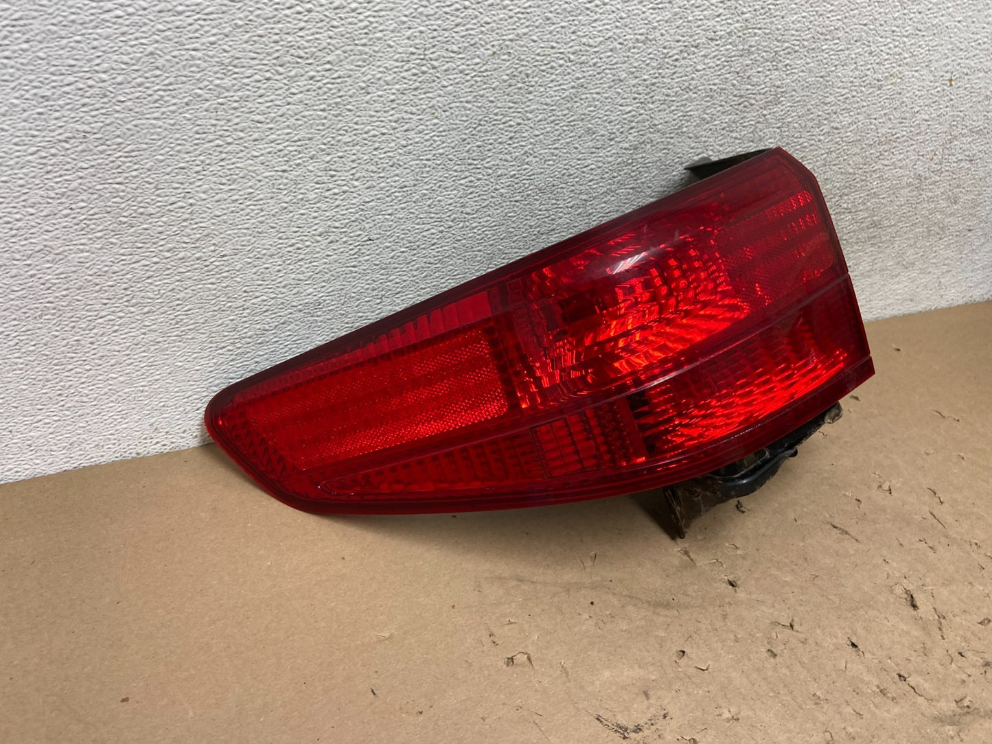 2005 Honda Accord Left Driver Lh Side Tail Light AG43602
