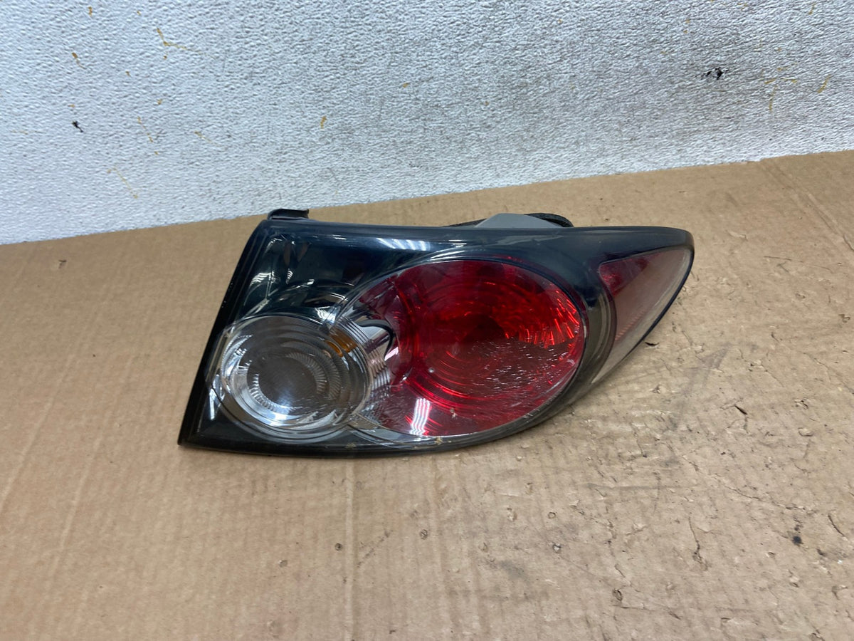 2006 - 2008 Mazda 6 Right Passengr Rh Driver Side Tail Light AI5588 LK0