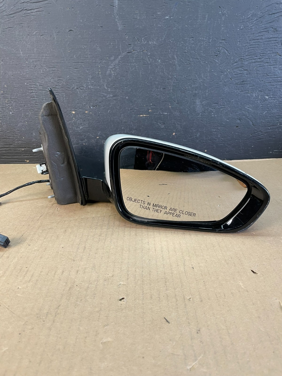 2015 2016 2017 Chrysler 200 Right Passenger View Door Mirror AD5548 DW4
