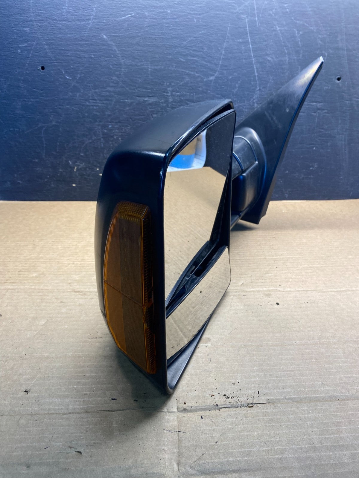 2007 to 2012 Toyota Tundra Left Driver LH Side Door View Mirror AF7526 DG9