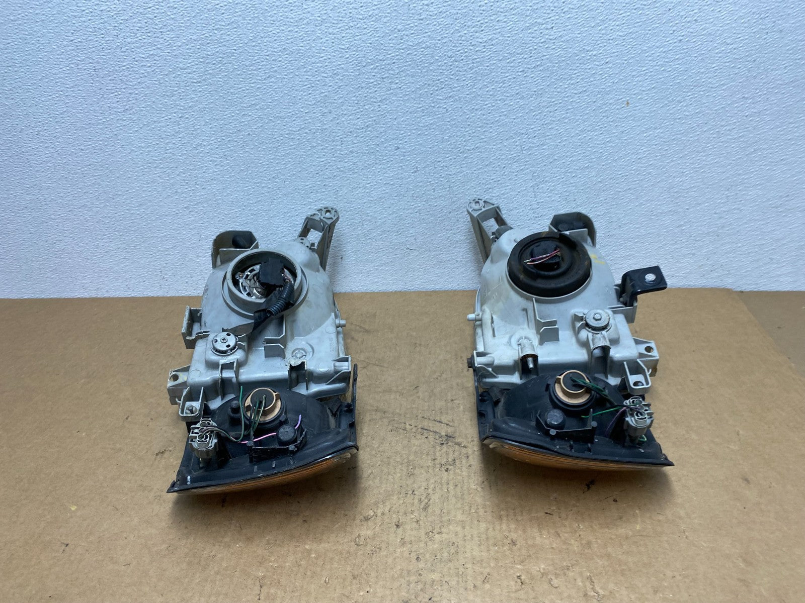 1999-2004 Nissan Pathfinder Left+Right Side Set Halogen Headlights Oem AC3325 DW12