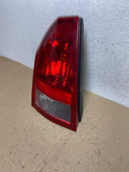 2005 - 2007 Chrysler 300 Left Driver Lh Side Tail Light AE9716 LK1