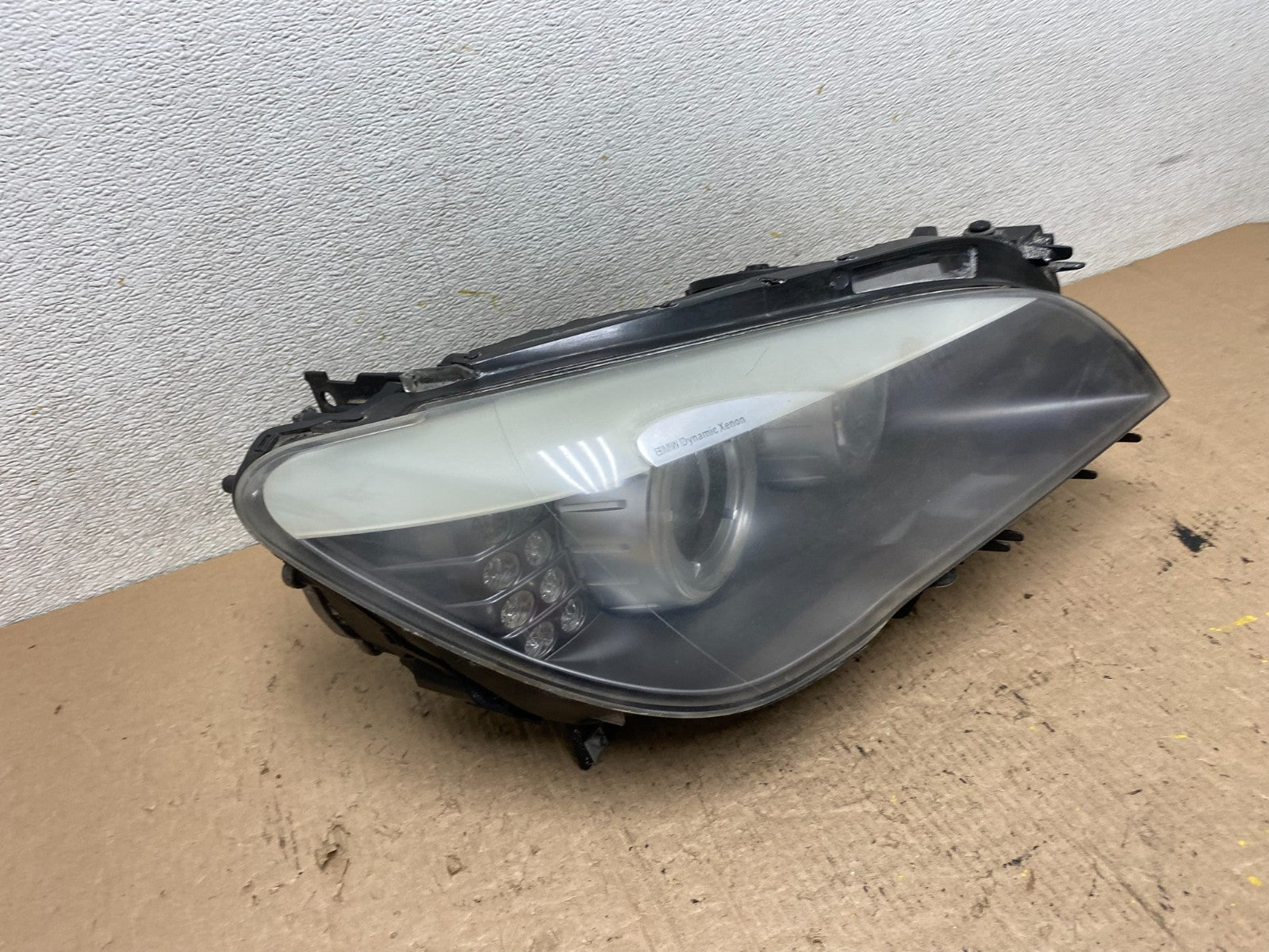 2009-2012 BMW 7-Series 740i 750i Right Passenger Xenon HID Headlight Q35672
