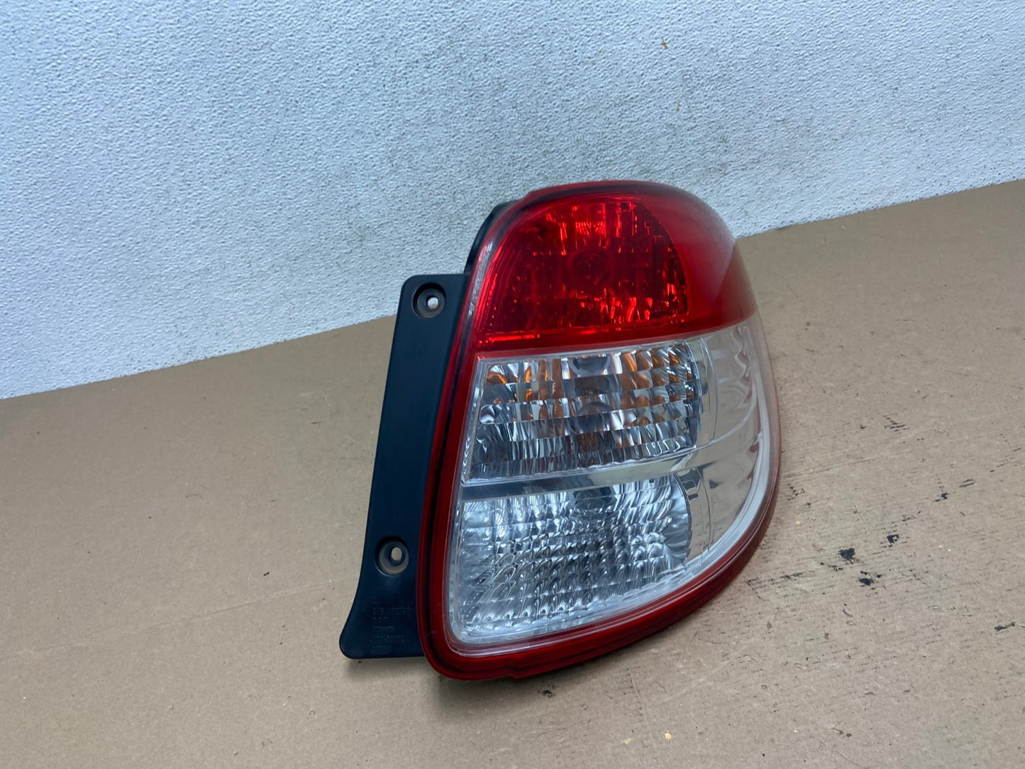 2007 to 2013 Suzuki SX4 Hatchback Right Passenger RH Tail Light AF4702 LK2