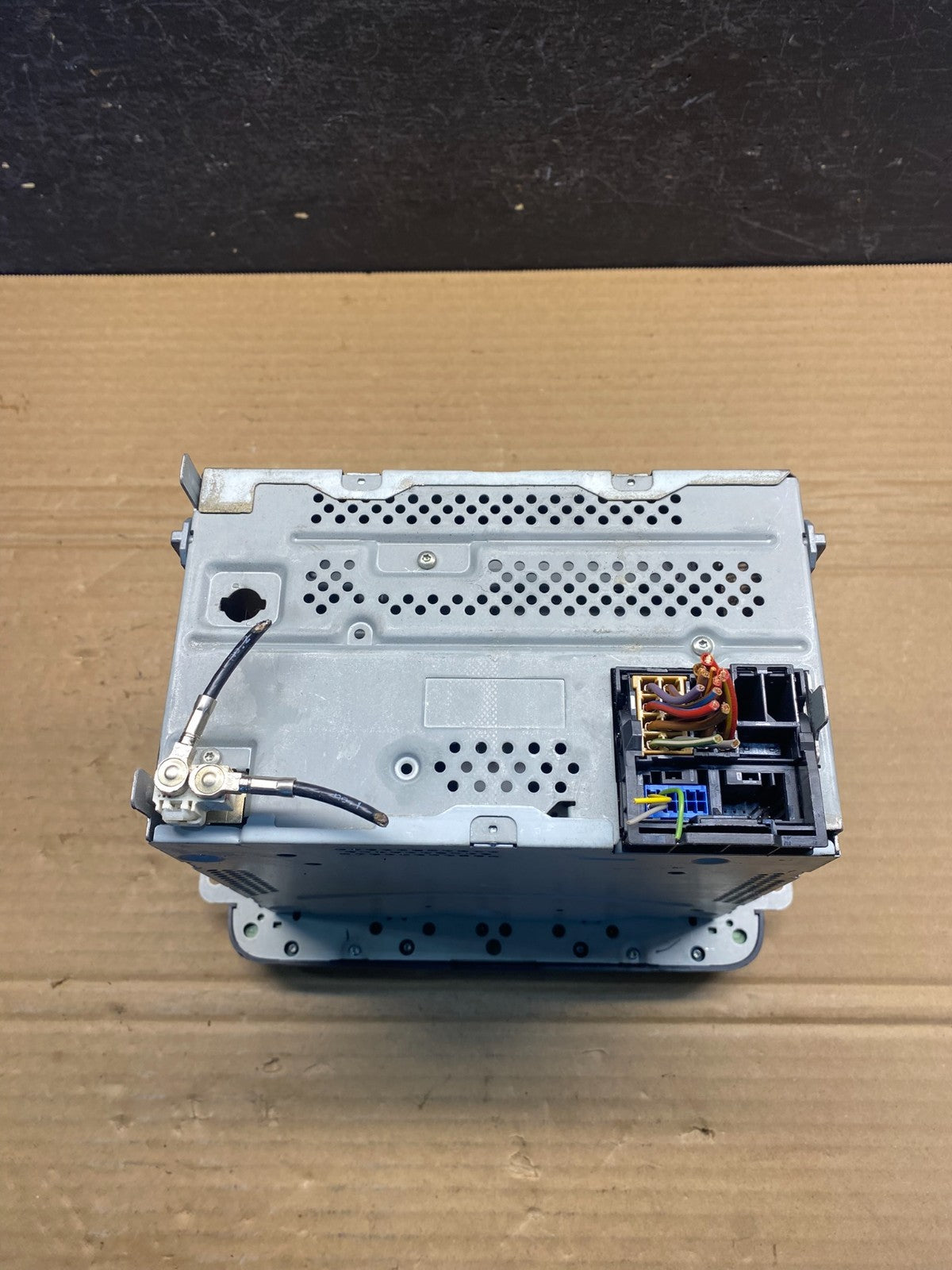 2011 to 2014 Volkswagen Passat Jetta Radio CD Player AM/FM AE4762 DG5