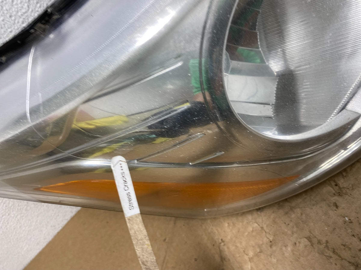 2015-2019 Ford Transit VAN Right Passenger Halogen Headlight AG1310 DW4