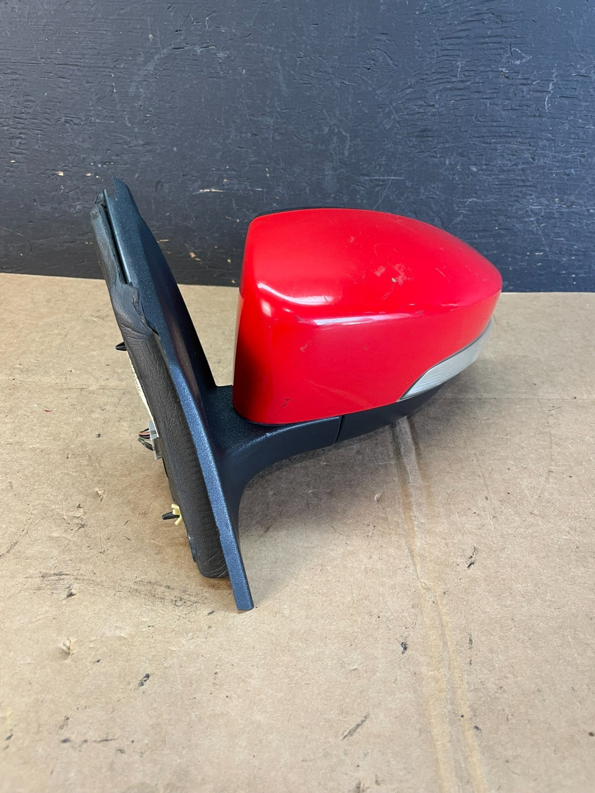 2015 to 2018 Ford Focus Left Driver View Door Turn Signal Mirror AE0991 DW1