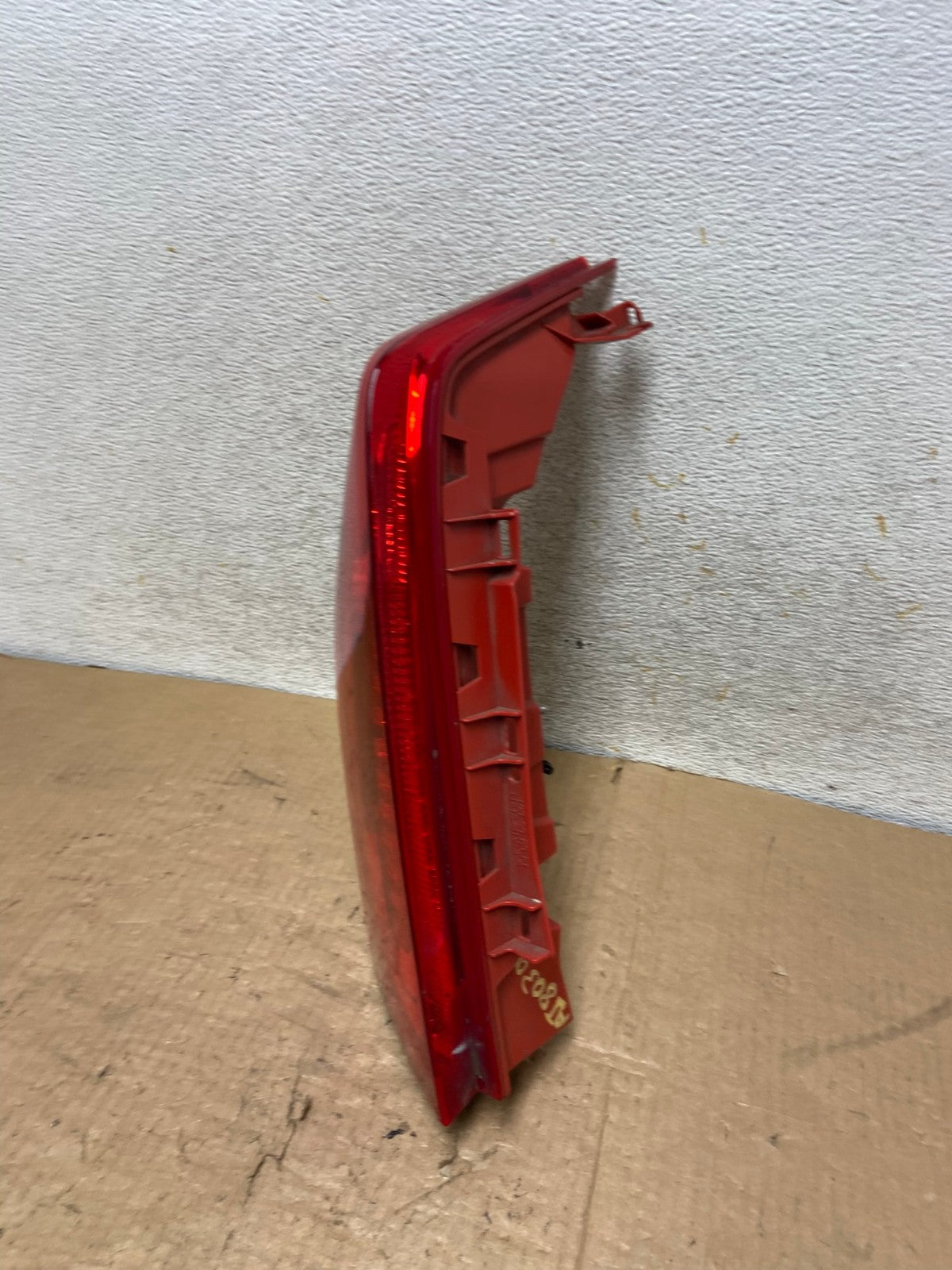 2013 to 2018 Cadillac Ats Left Driver LH Side Tail Light AI8039 LK1