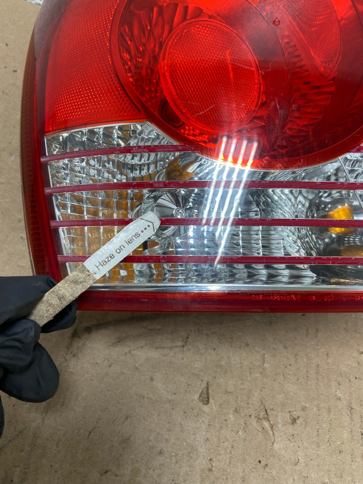 2004 2005 2006 Hyundai Elantra Sedan Left Driver LH Tail Light AG4681 LK5