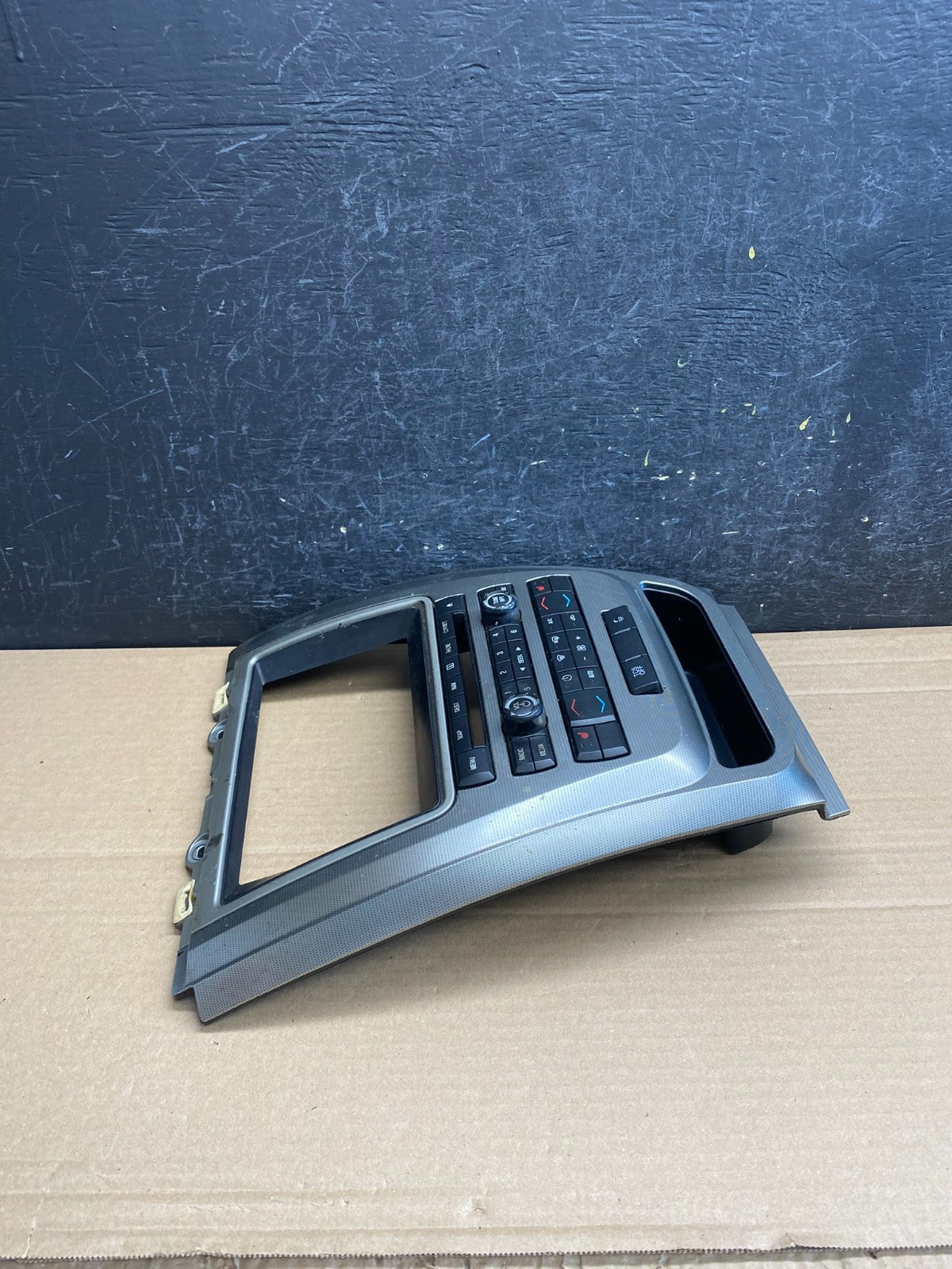 2010 to 2012 Ford Fusion Radio Climate Control A/C Control AF6562 DG1