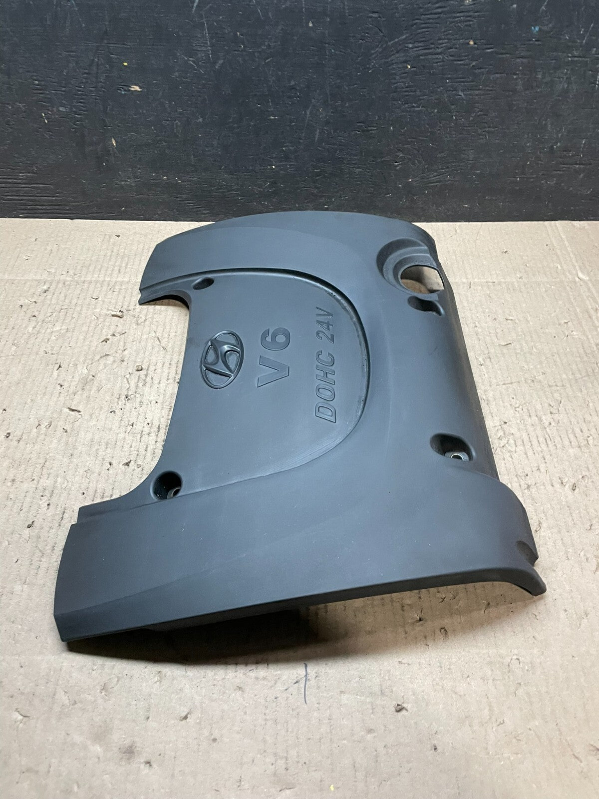 2002 to 2005 Hyundai Sonata 2.4L Engine Trim Cover I7730 PS3