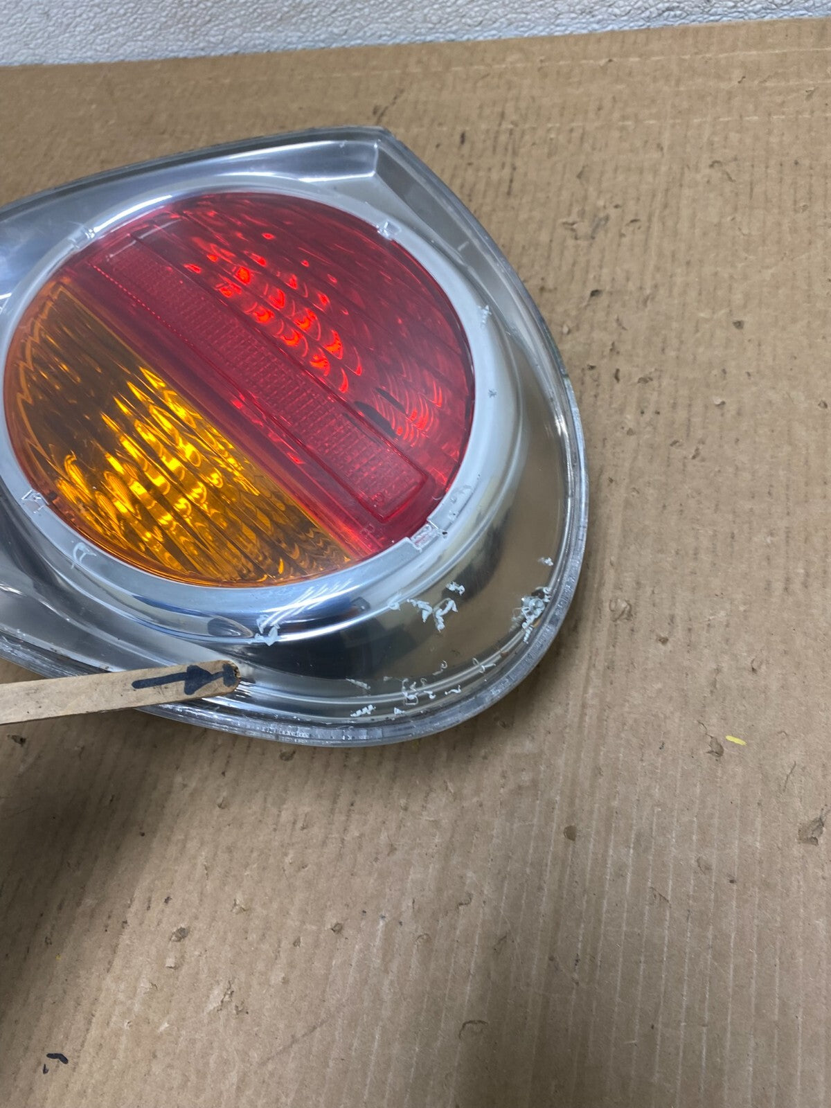 2002 2003 Nissan Maxima Right Passenger RH Side Tail Light G0336 DG16