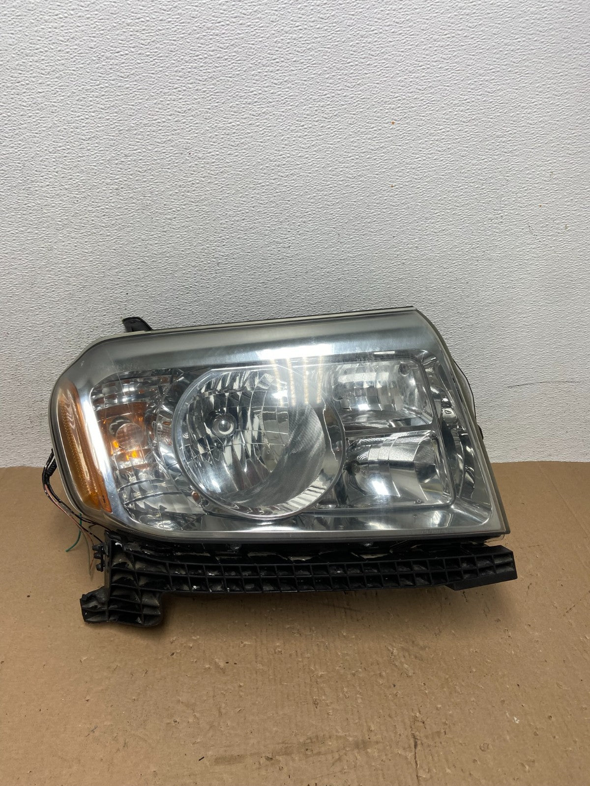 2009 2010 2011 Honda Pilot Right Passenger RH Halogen Headlight AD7746 DW0