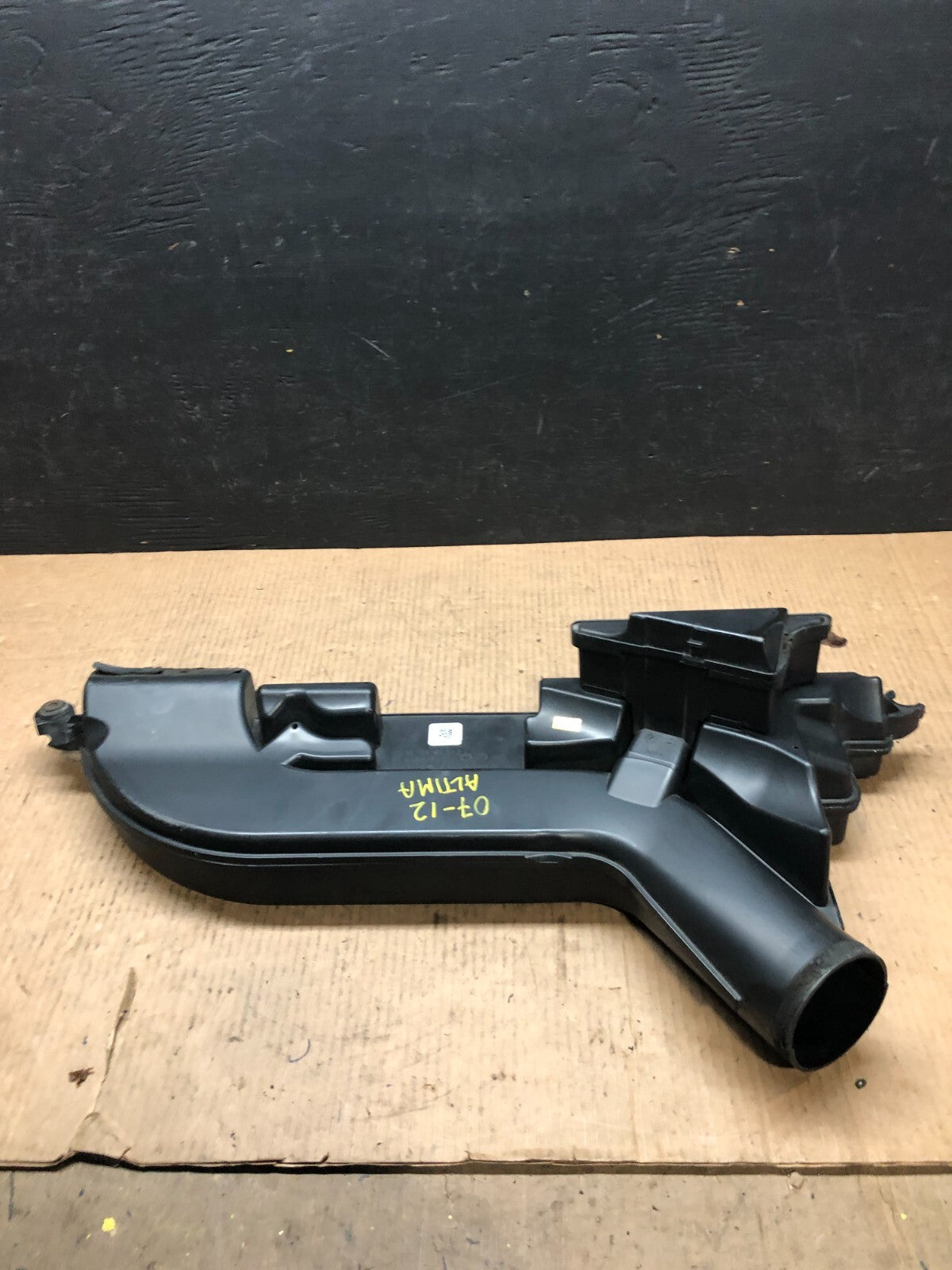 2007 to 2013 Nissan Altima 2.5L Air Duct Tube Resonator 16554-JA000 OEM F6946 DG4