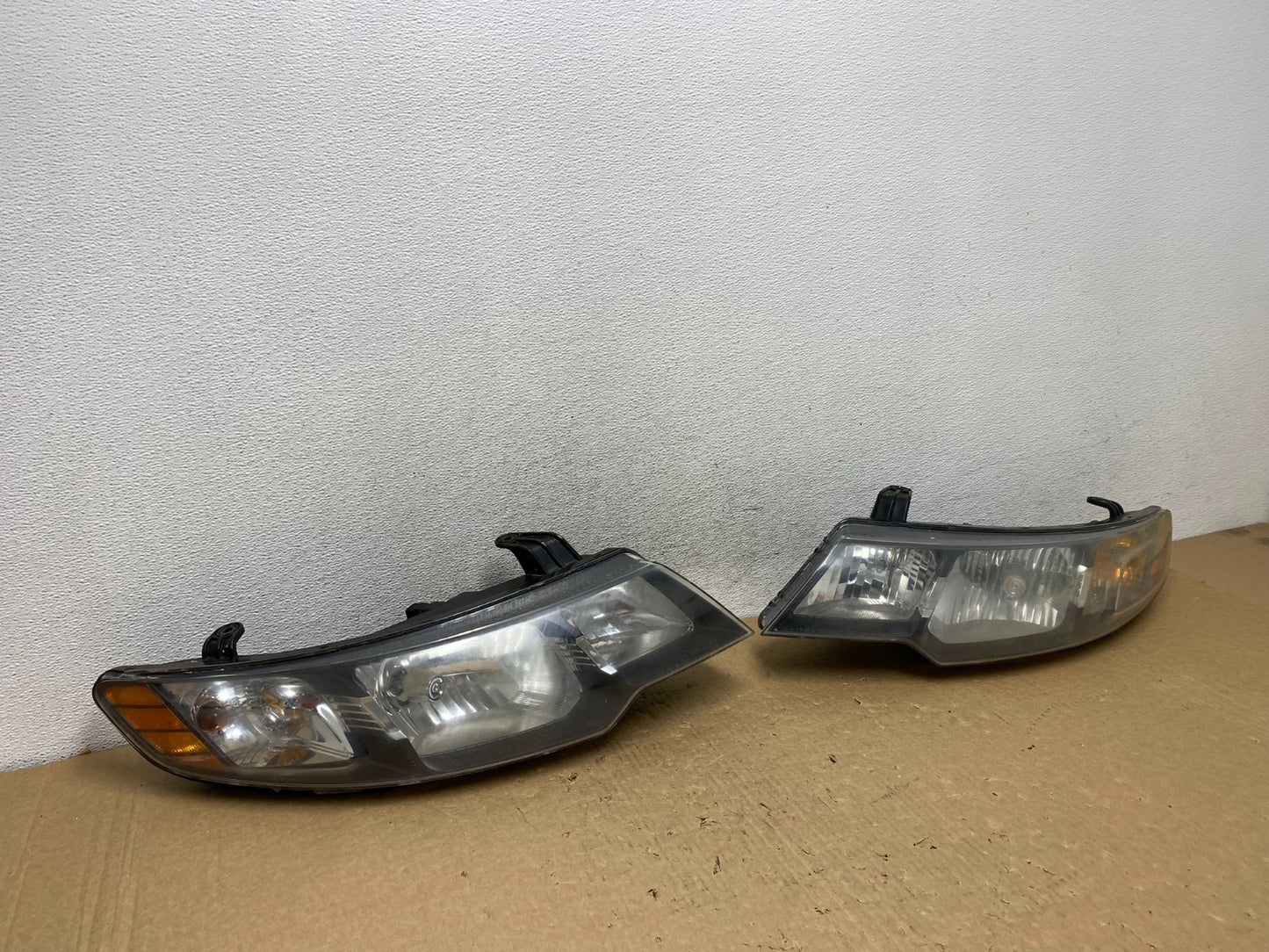 2010 2011 2012 Kia Forte Left+Right Side Headlights Halogen AF7920 DW2