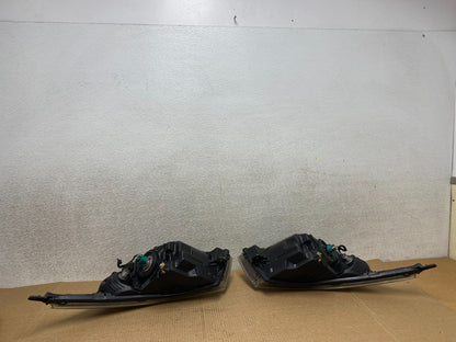 2011 to 2015 Chevrolet Cruze Halogen Left+Right Set Headlights W3819 DW11